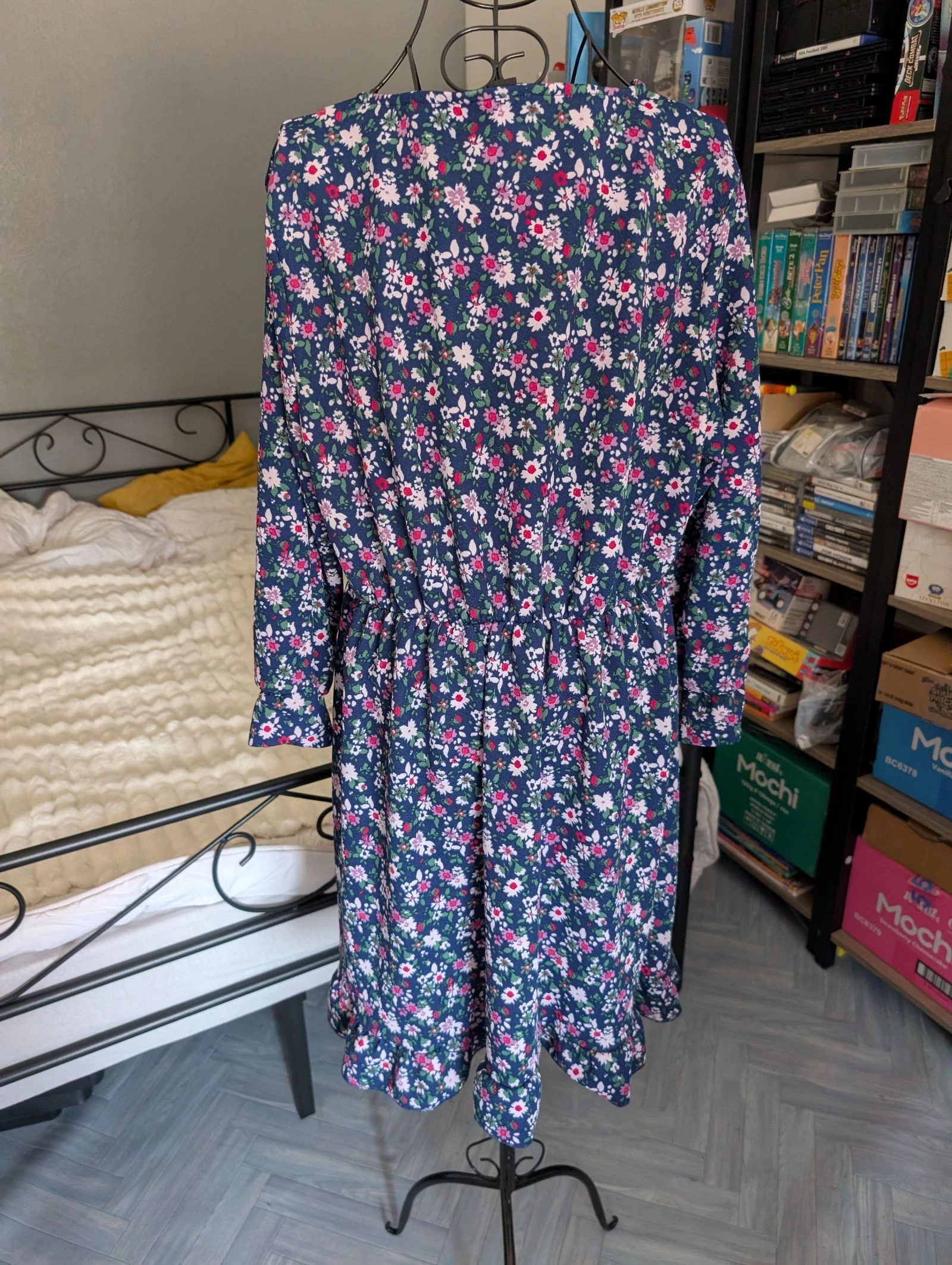 Magnífica Robe floral boêmia azul fluida com coração coberto – Tamanho G – photo 5